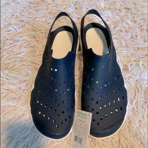 Men’s CROCS navy and white size 10. NWT